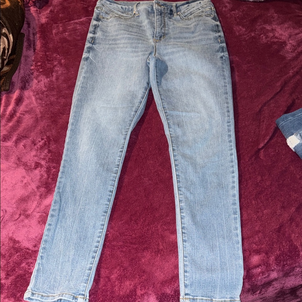 Sofia by Sofia Vergara Light Blue Skinny Jeans